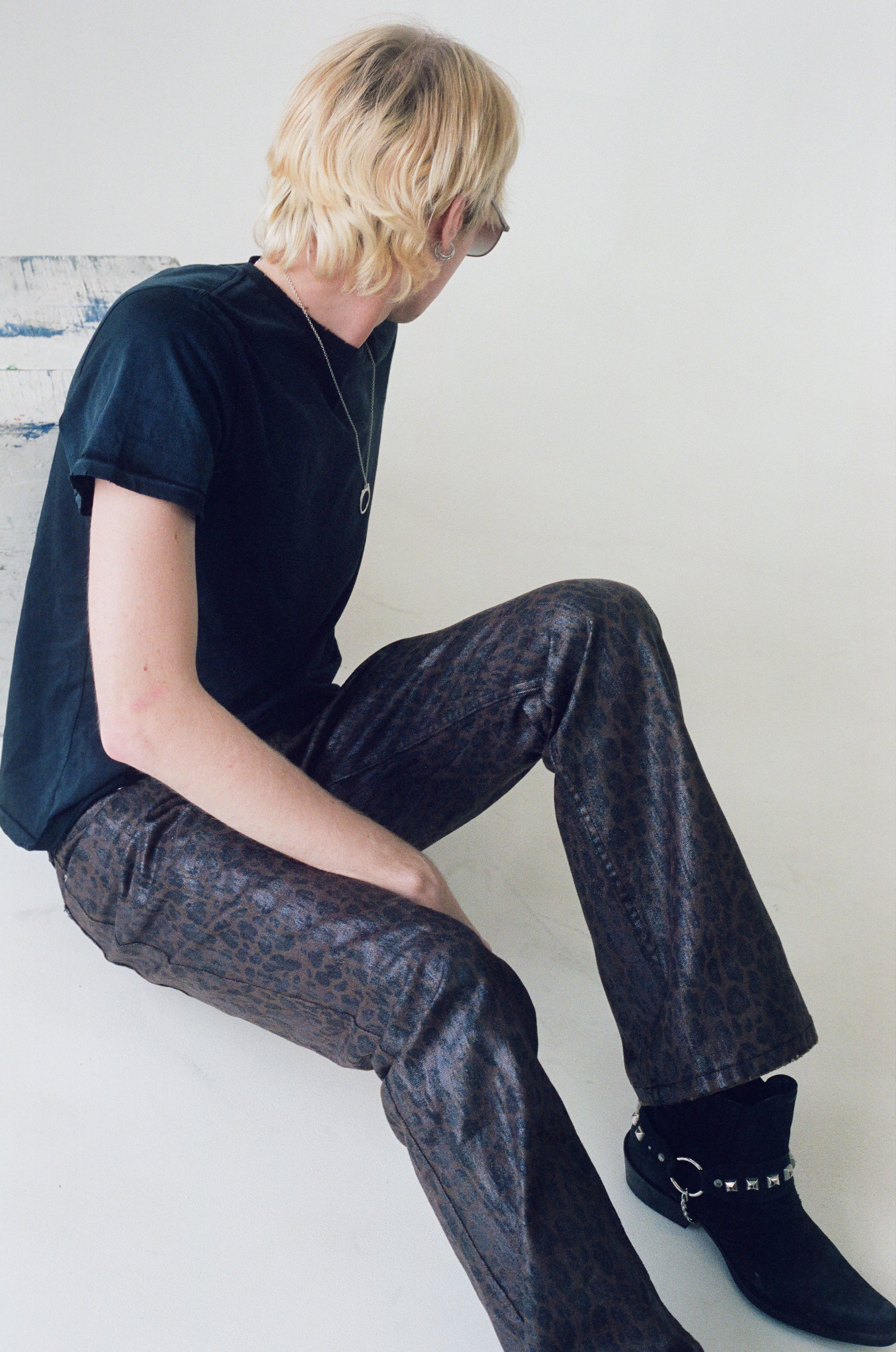 BEATNIK TEE [SUNBEAT BLACK]