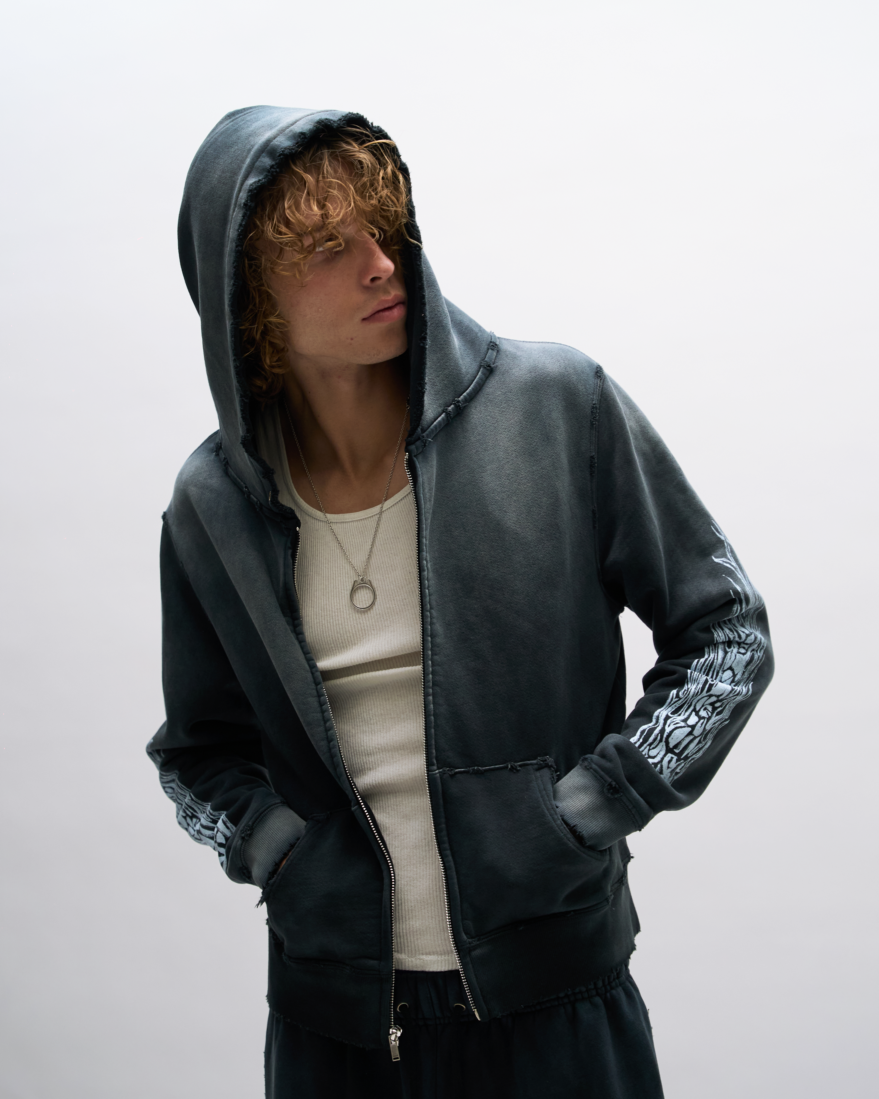 THRASH ZIP-UP [SUNBEAT BLACK]