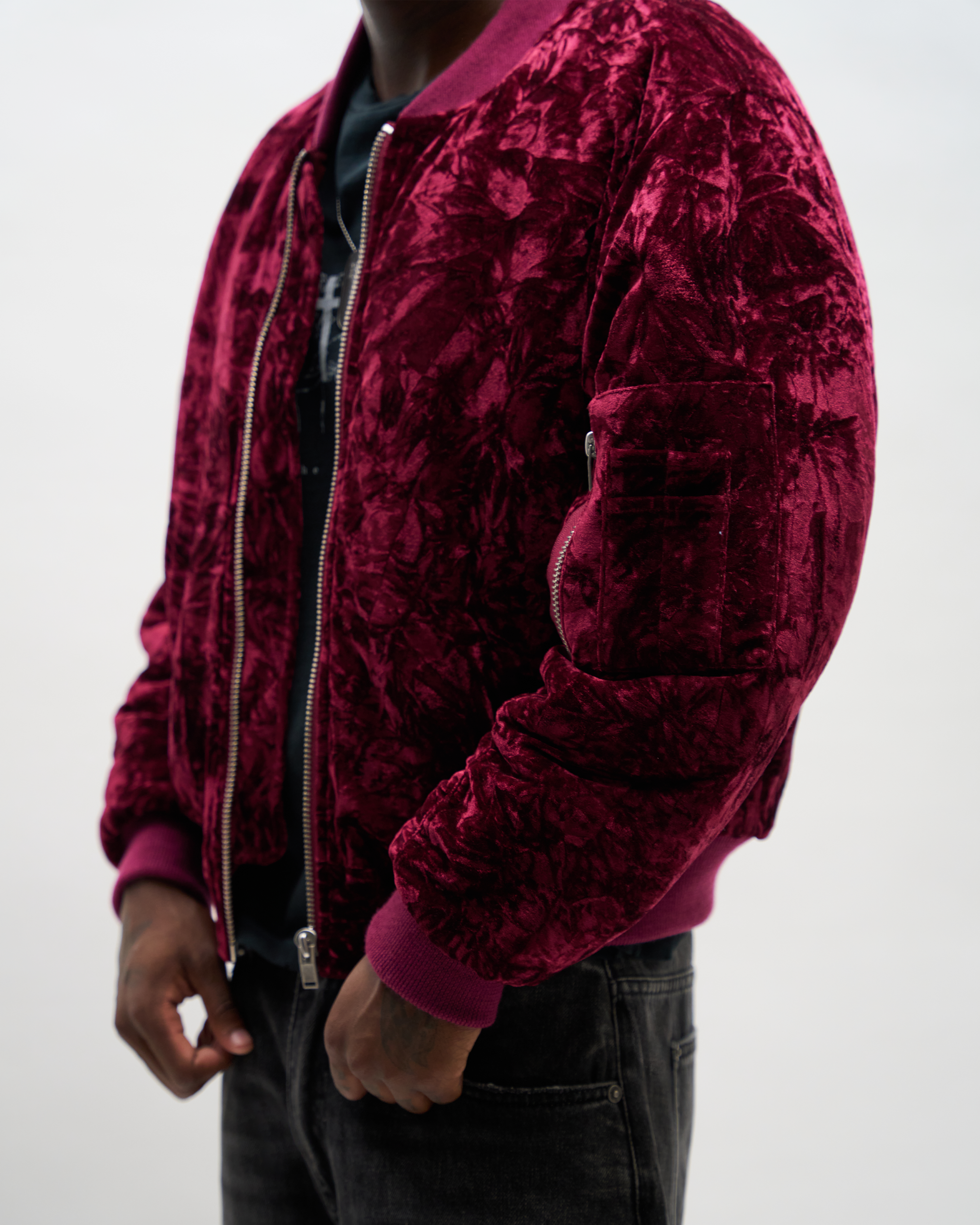 CRUSHED VELVET BOMBER [MERLOT]