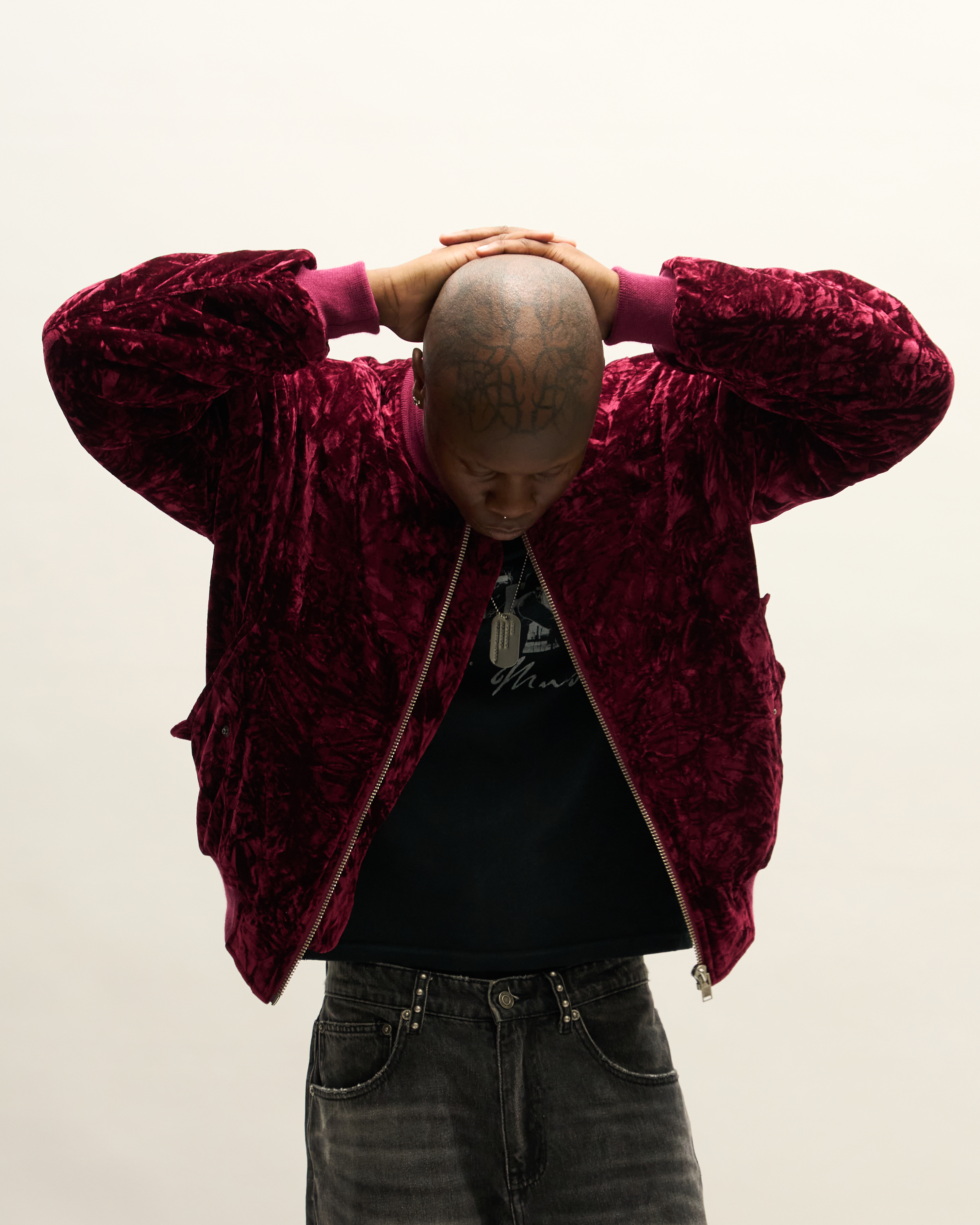 CRUSHED VELVET BOMBER [MERLOT]