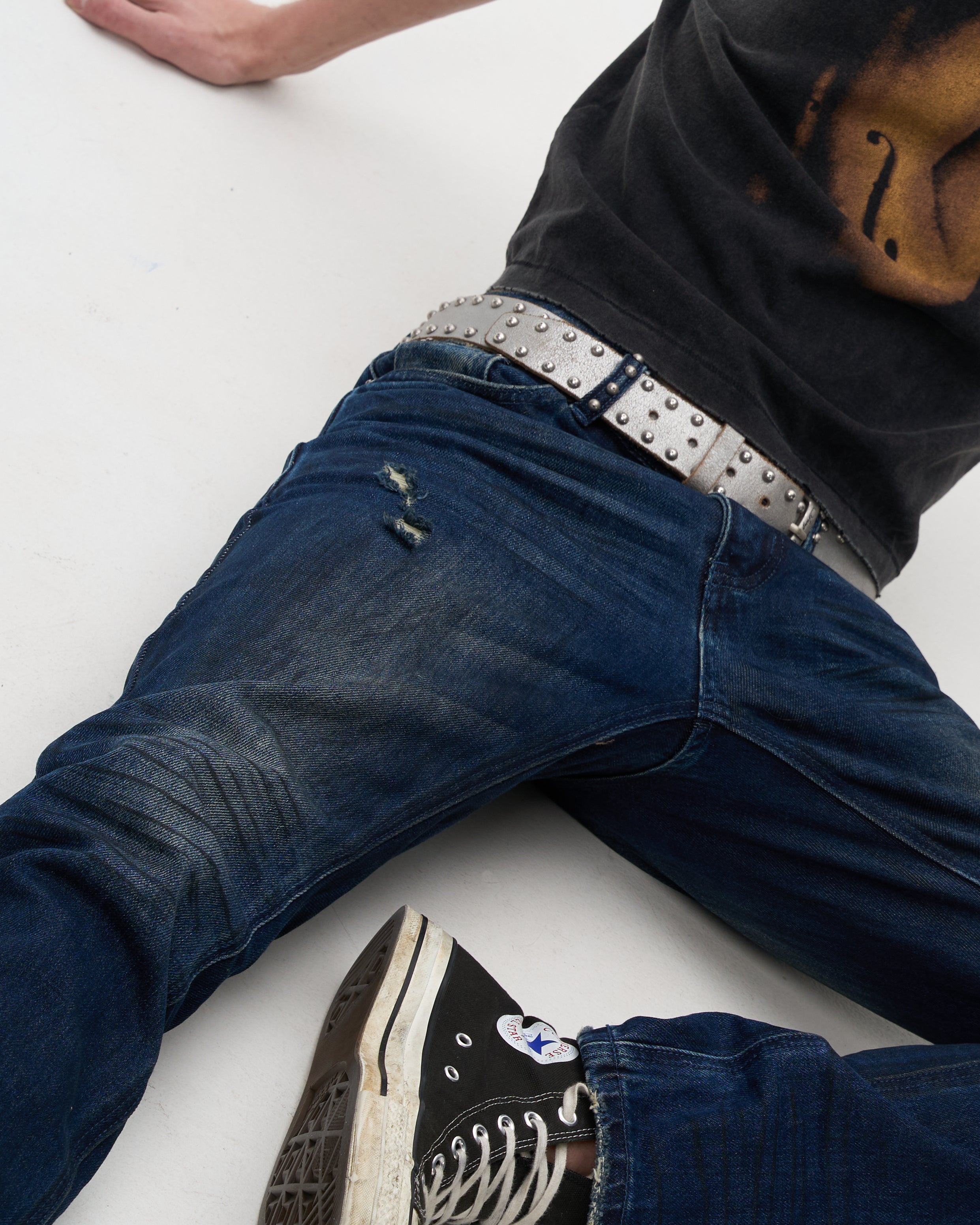 SVELTE SLIM DENIM [MUD BATH]