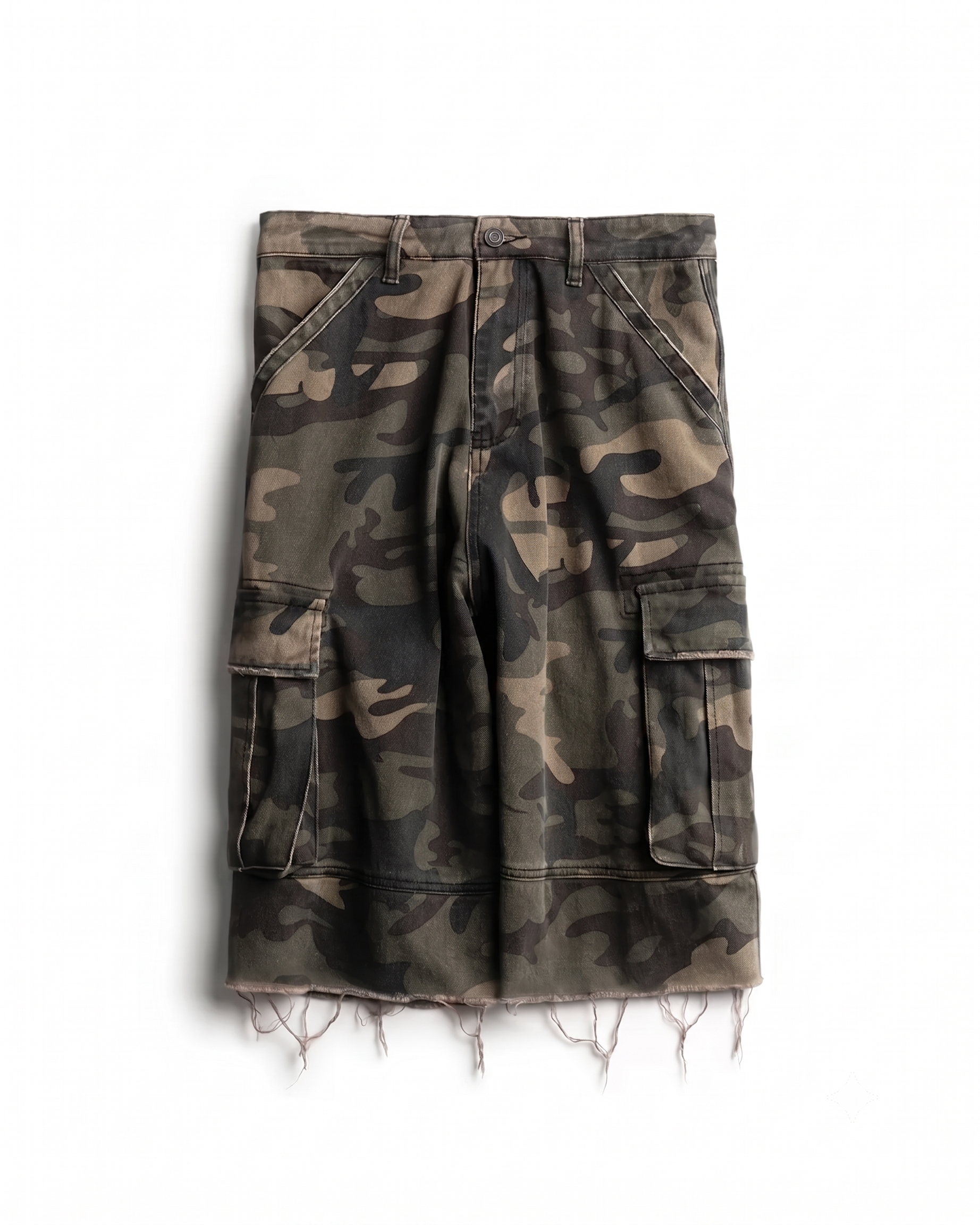 CARGO SHORTS [CAMO]