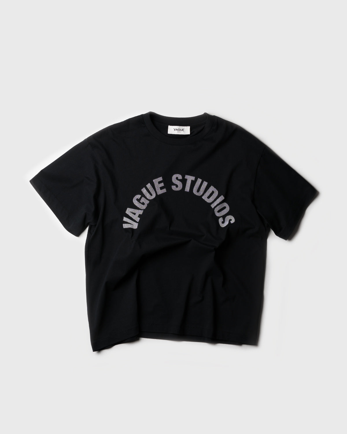 COLLEGIATE TEE [BLACK]