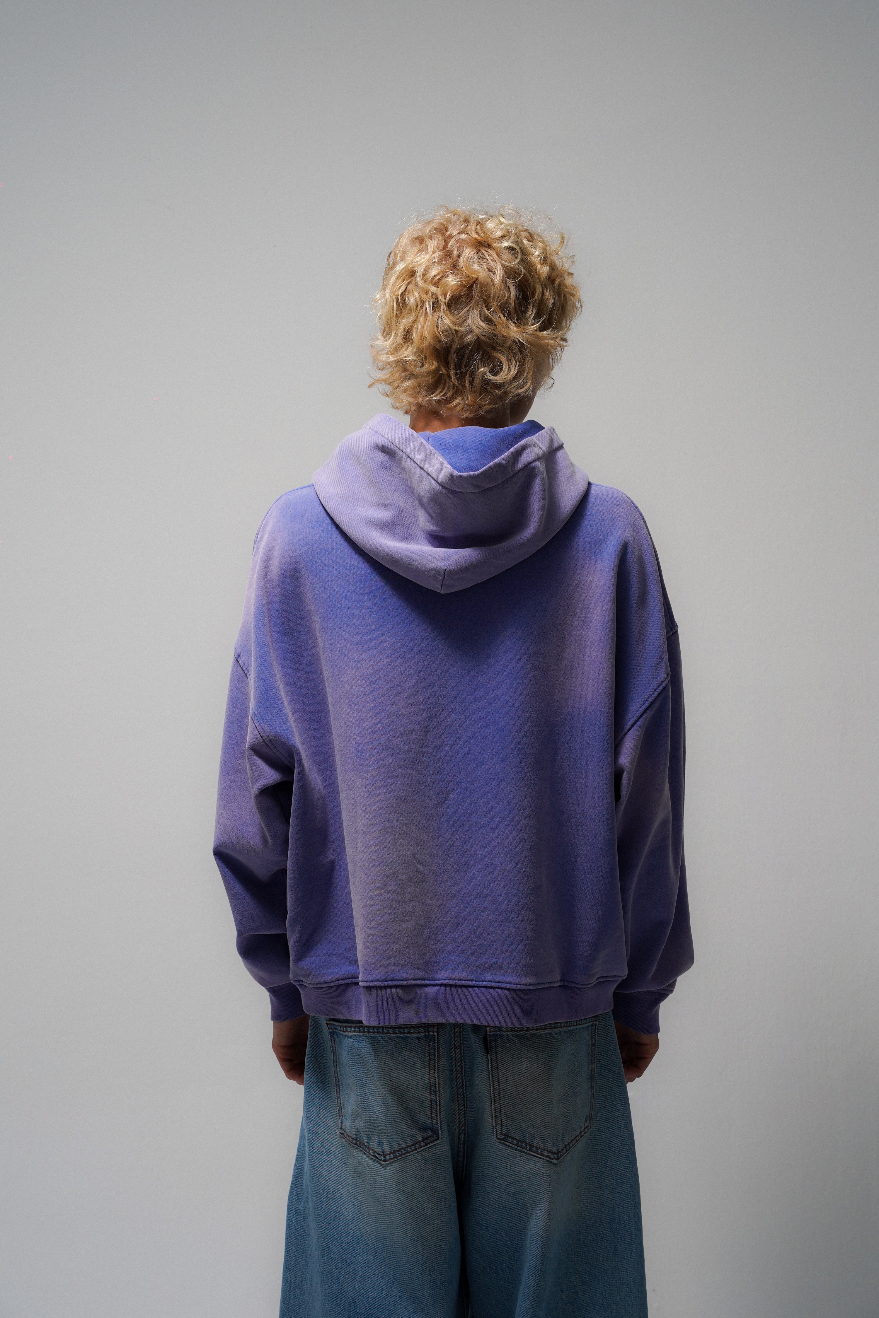 SCRIPT HOODIE [LILAC]