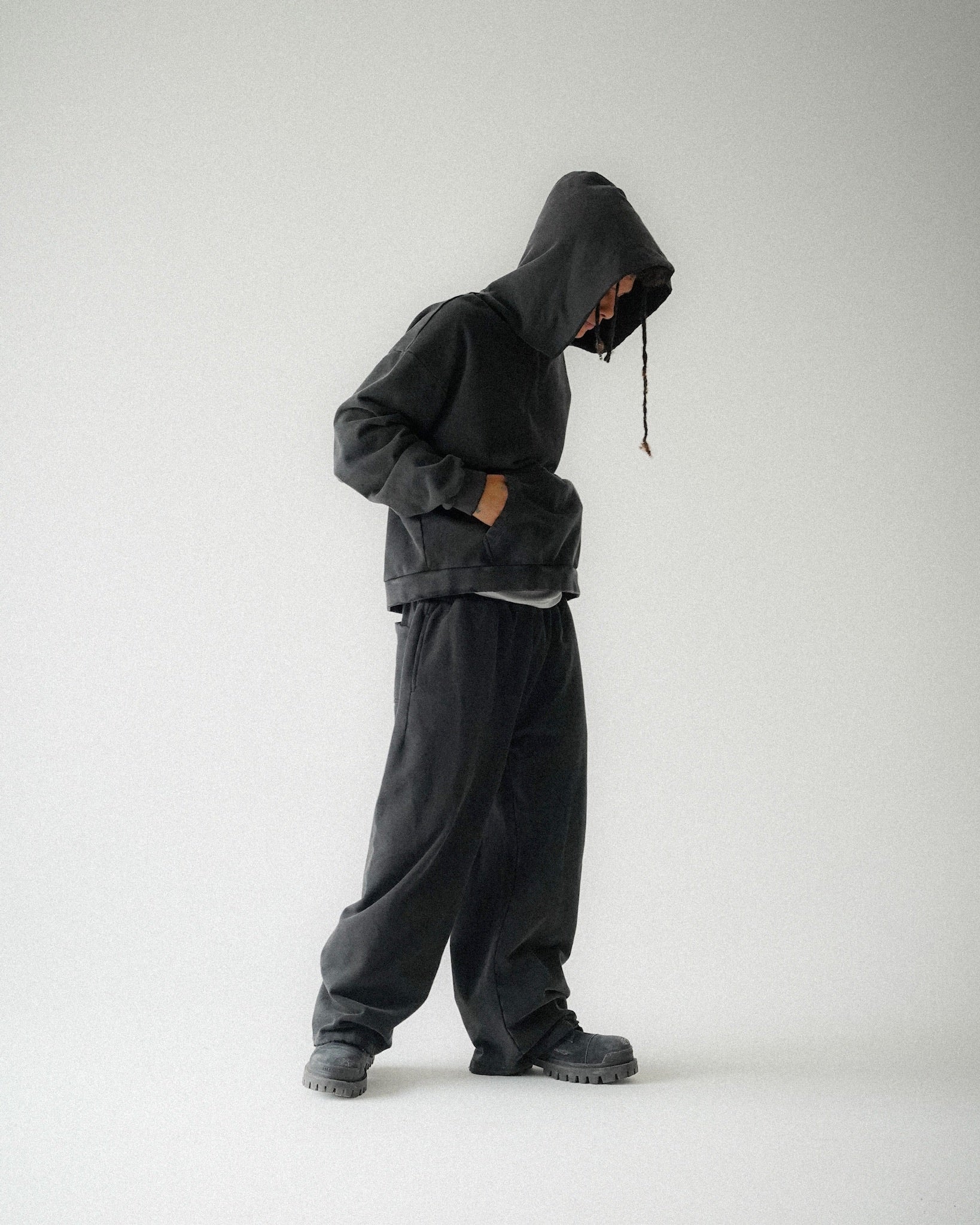 BLANK HOODIE [BLACK]