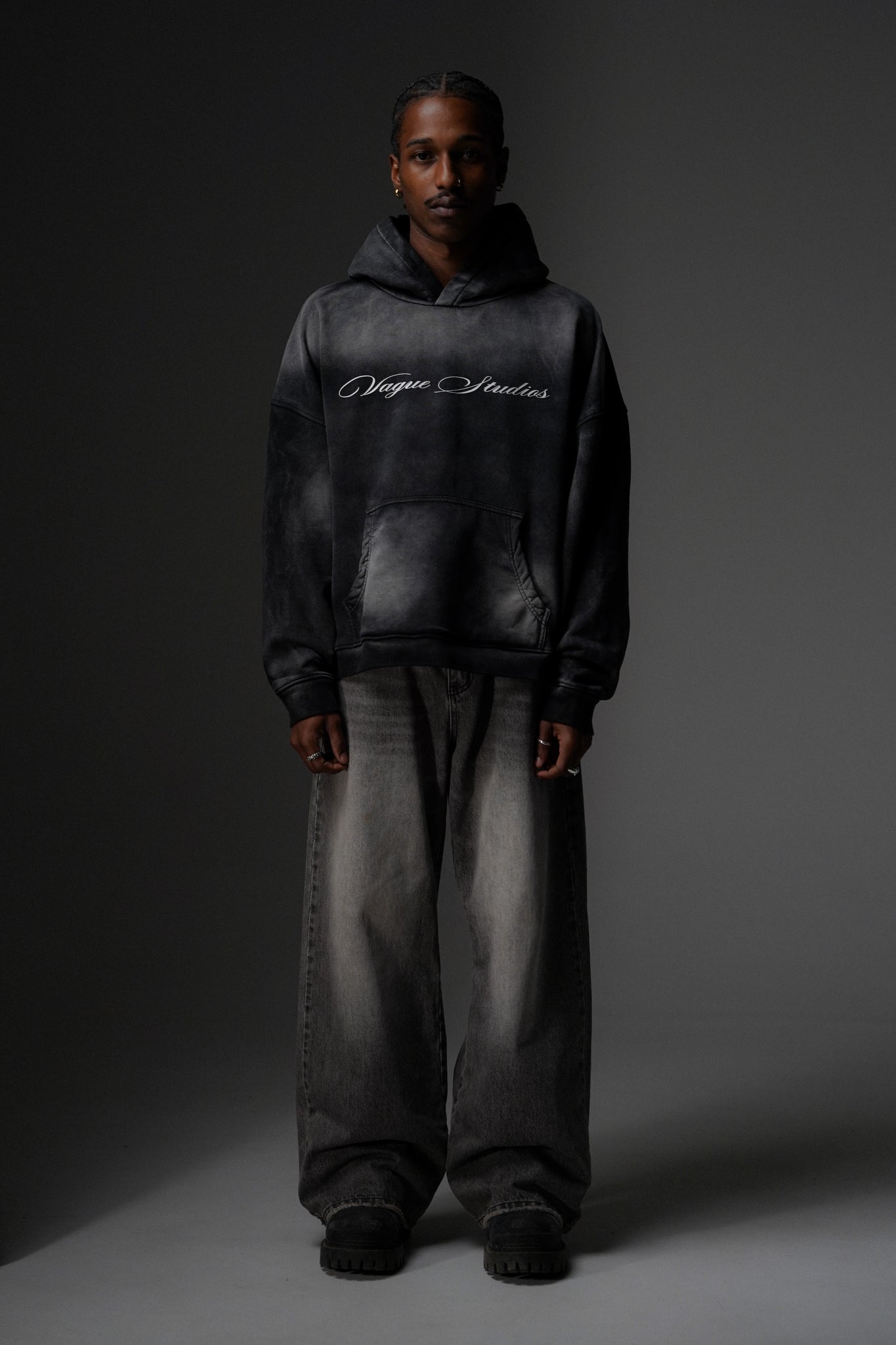 SCRIPT HOODIE [SUNBEAT BLACK]