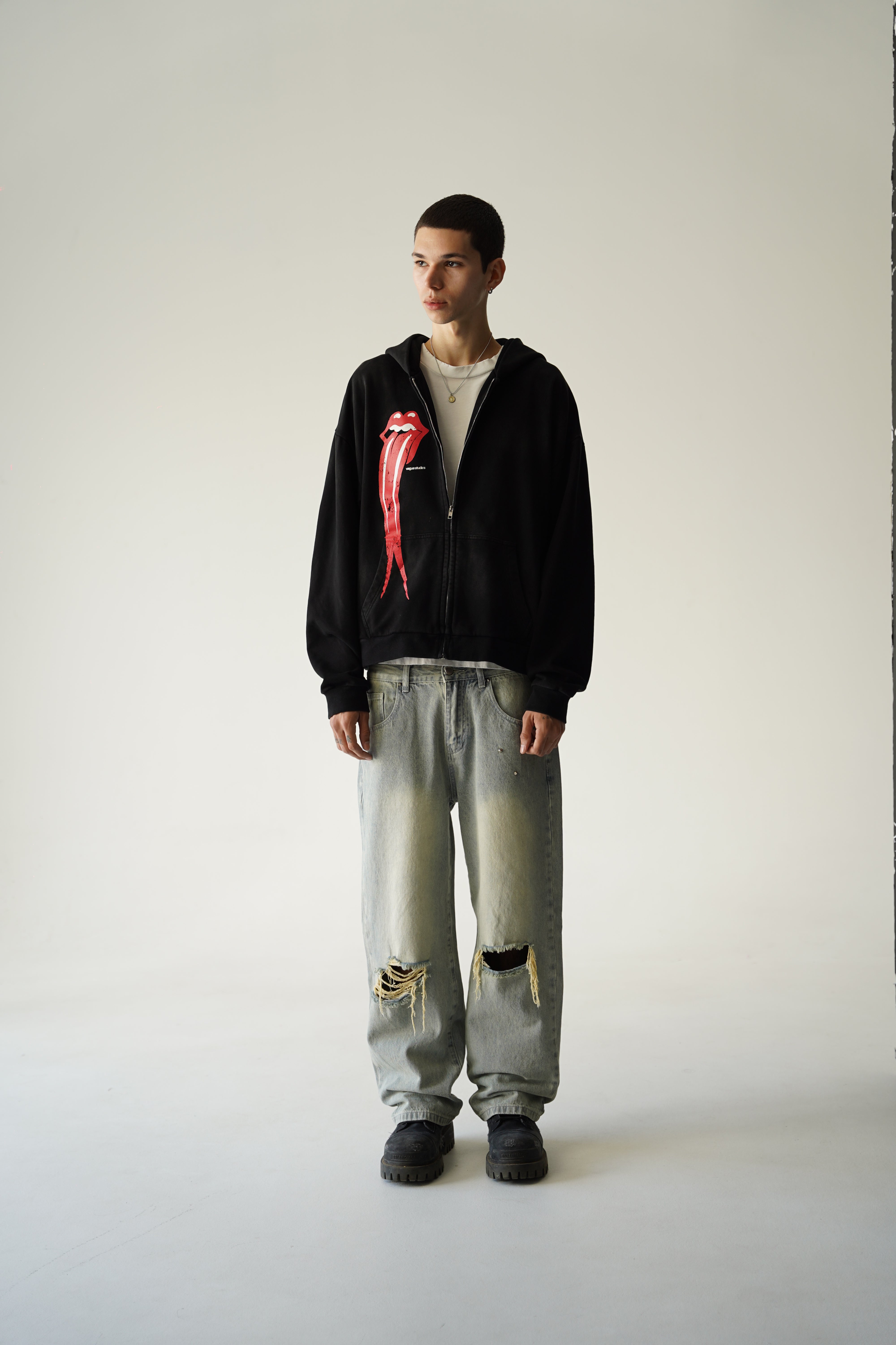 ROLLING ZIP UP – VAGUE Studios