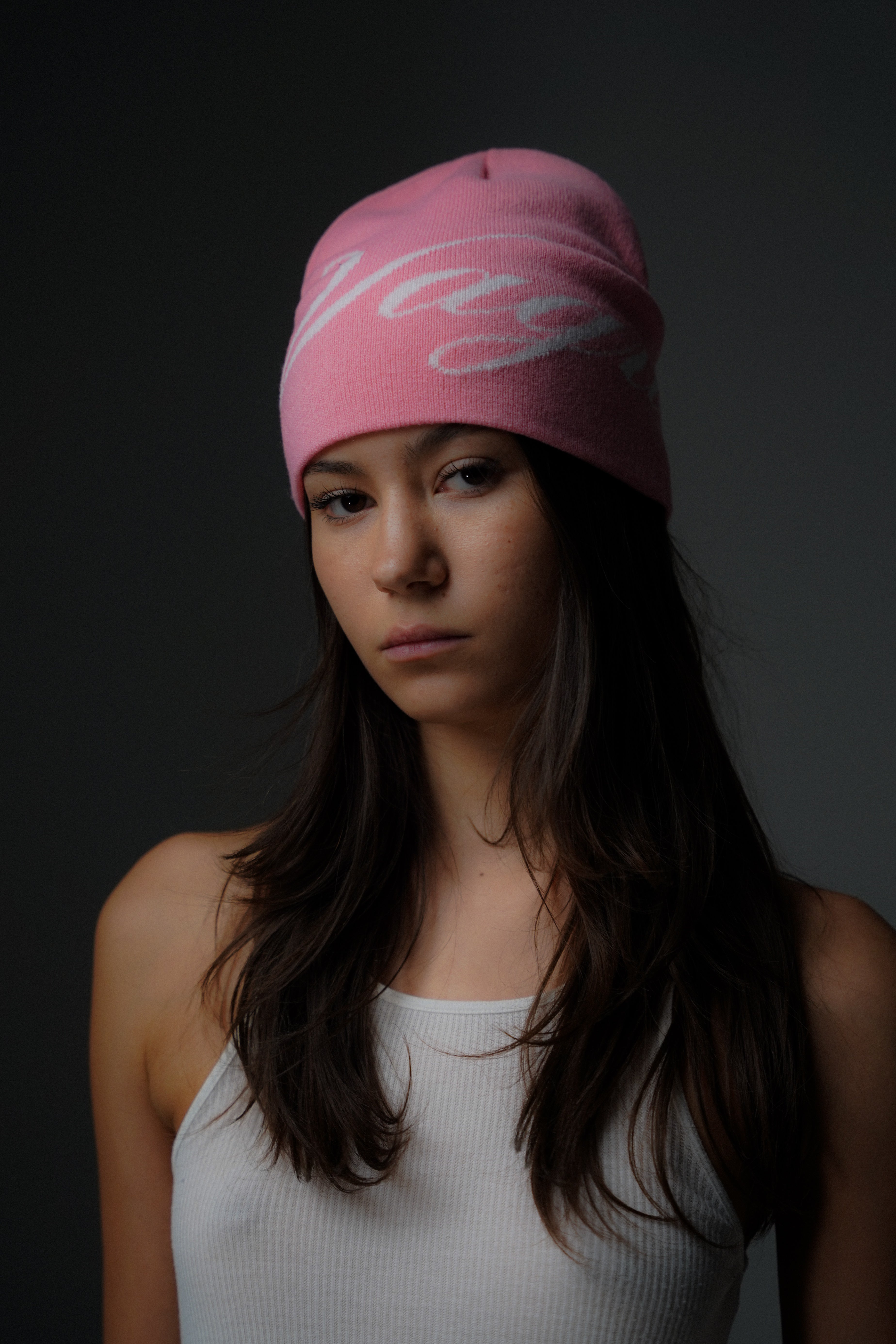 【美品】 isecai Whimgy Beanie Gray×Pink isecai Whimgy Beanie Gray×Pink IsecaI Beanie Whimgy Beanie