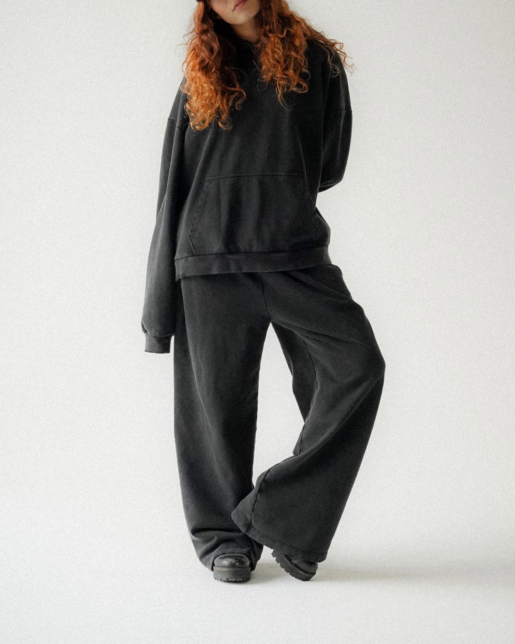 BLANK SWEATPANTS [VINTAGE BLACK]