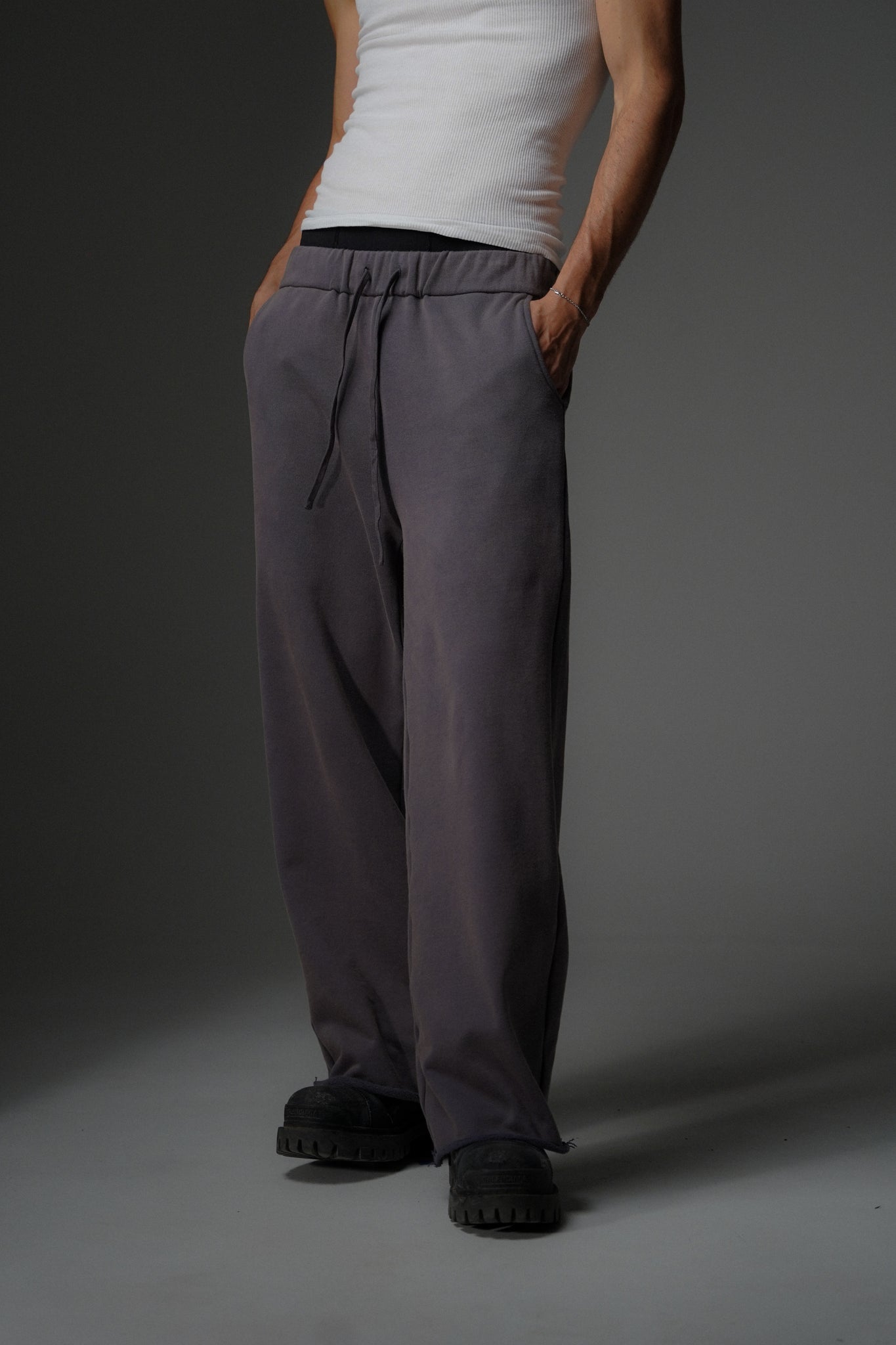 STUDIO SWEATPANTS [VINTAGE PURPLE]