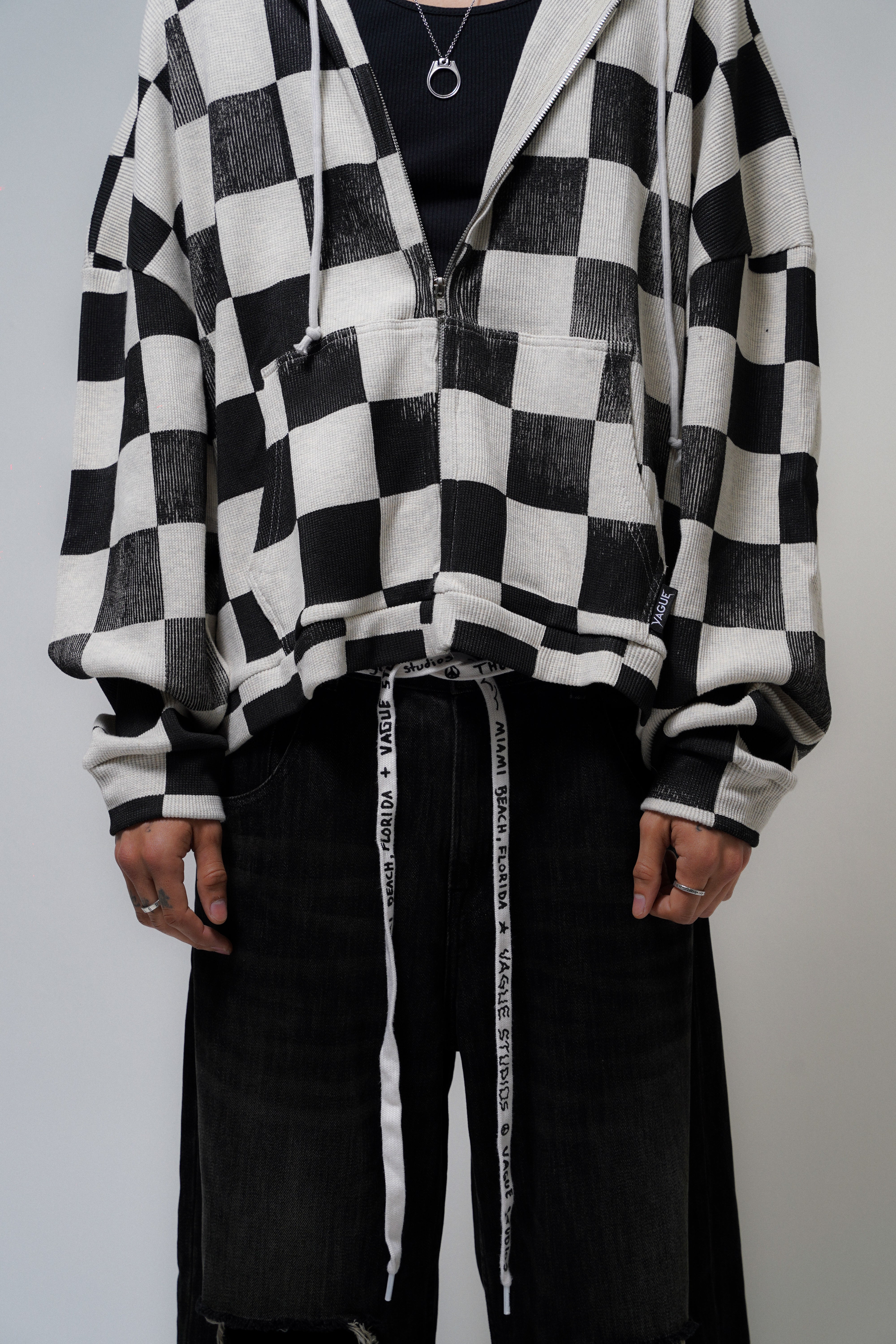 THERMAL ZIP UP [CHESS] – VAGUE Studios