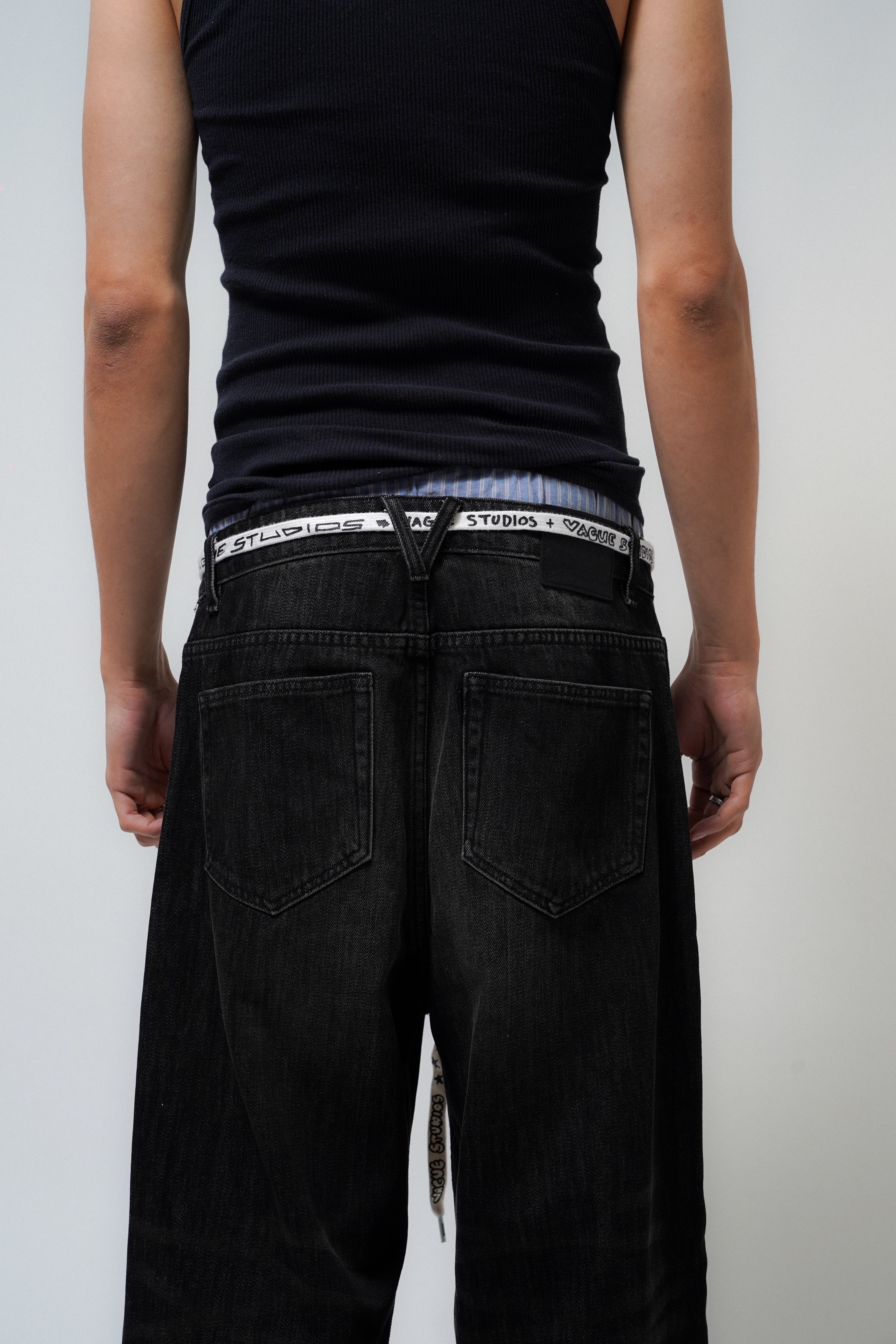 STUDIO DENIM [BLACK] – VAGUE Studios