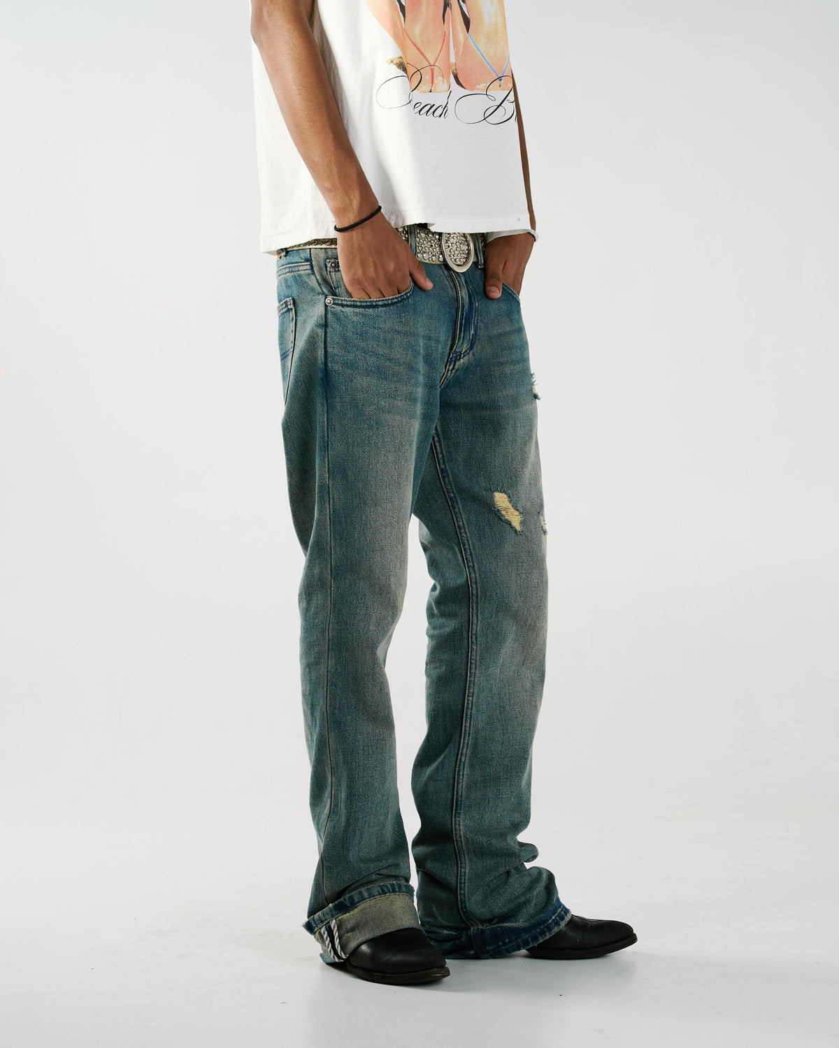 Jordan 6'0 wearing size 30x34