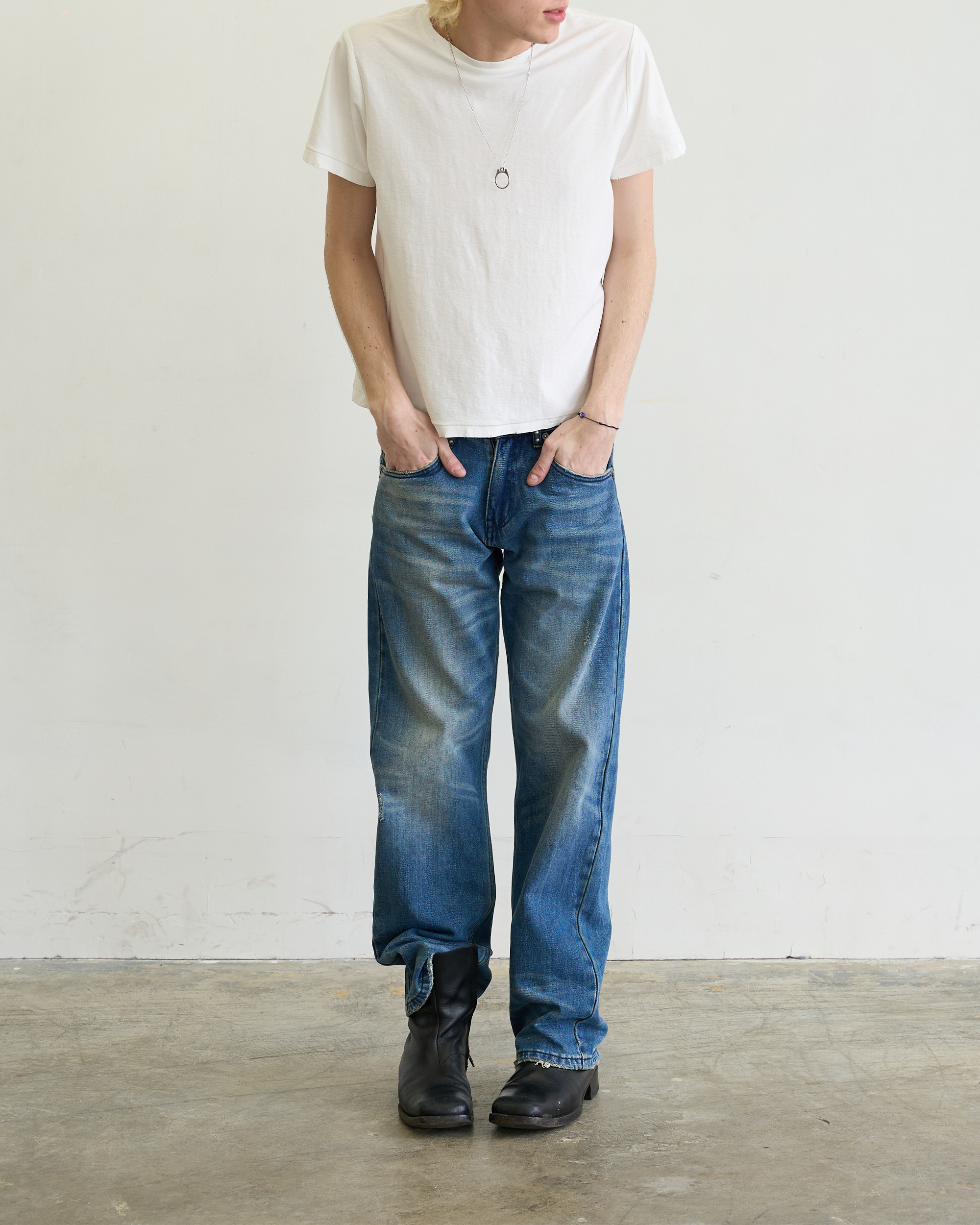 Kit is 5'11 wearing 32x32