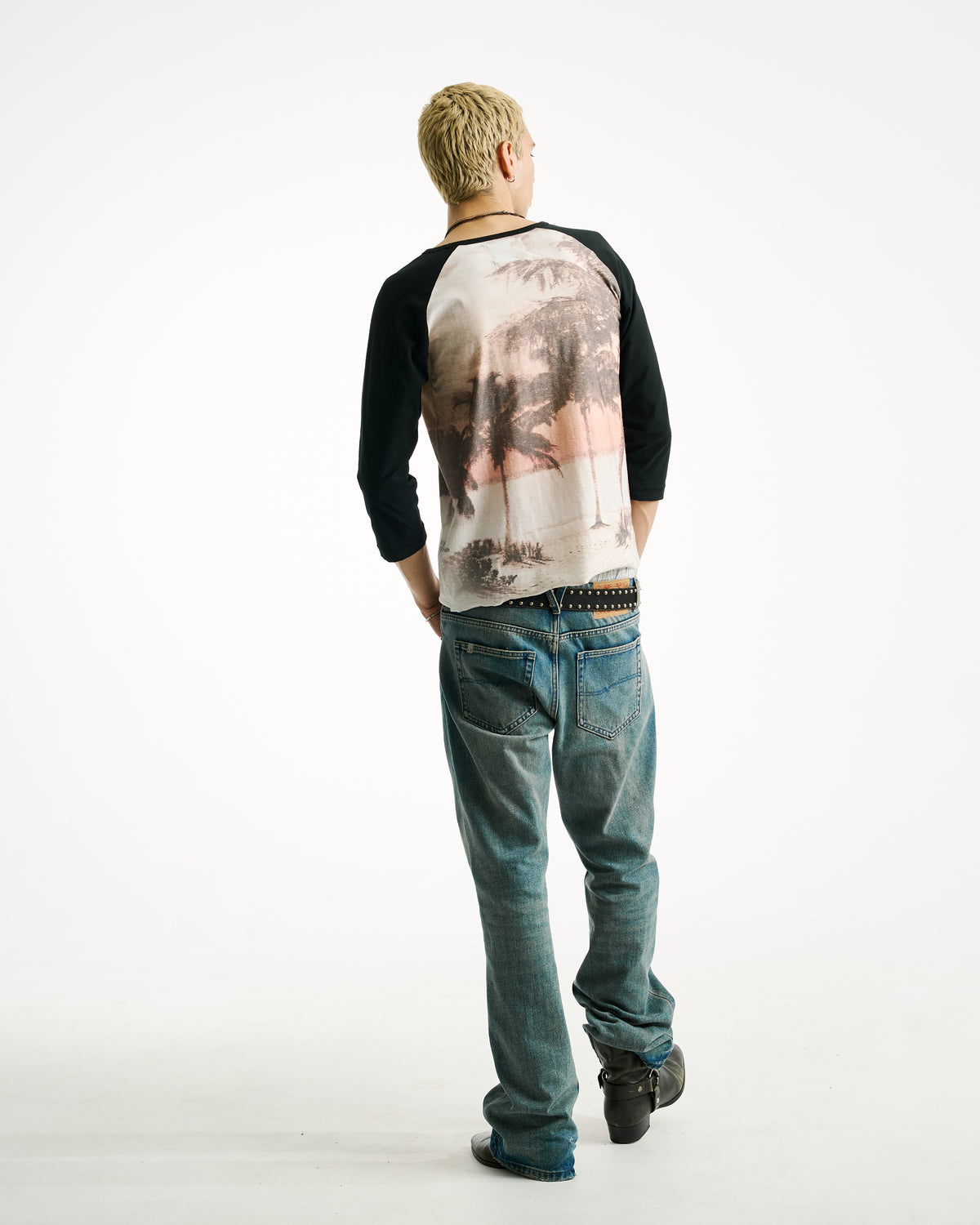 SECOND STREET RAGLAN