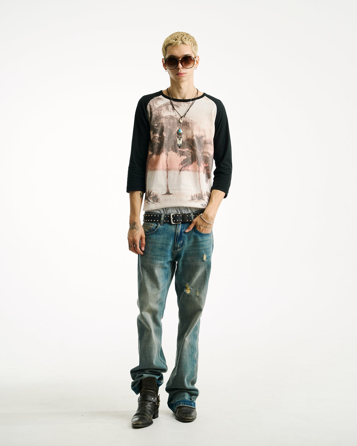 SECOND STREET RAGLAN