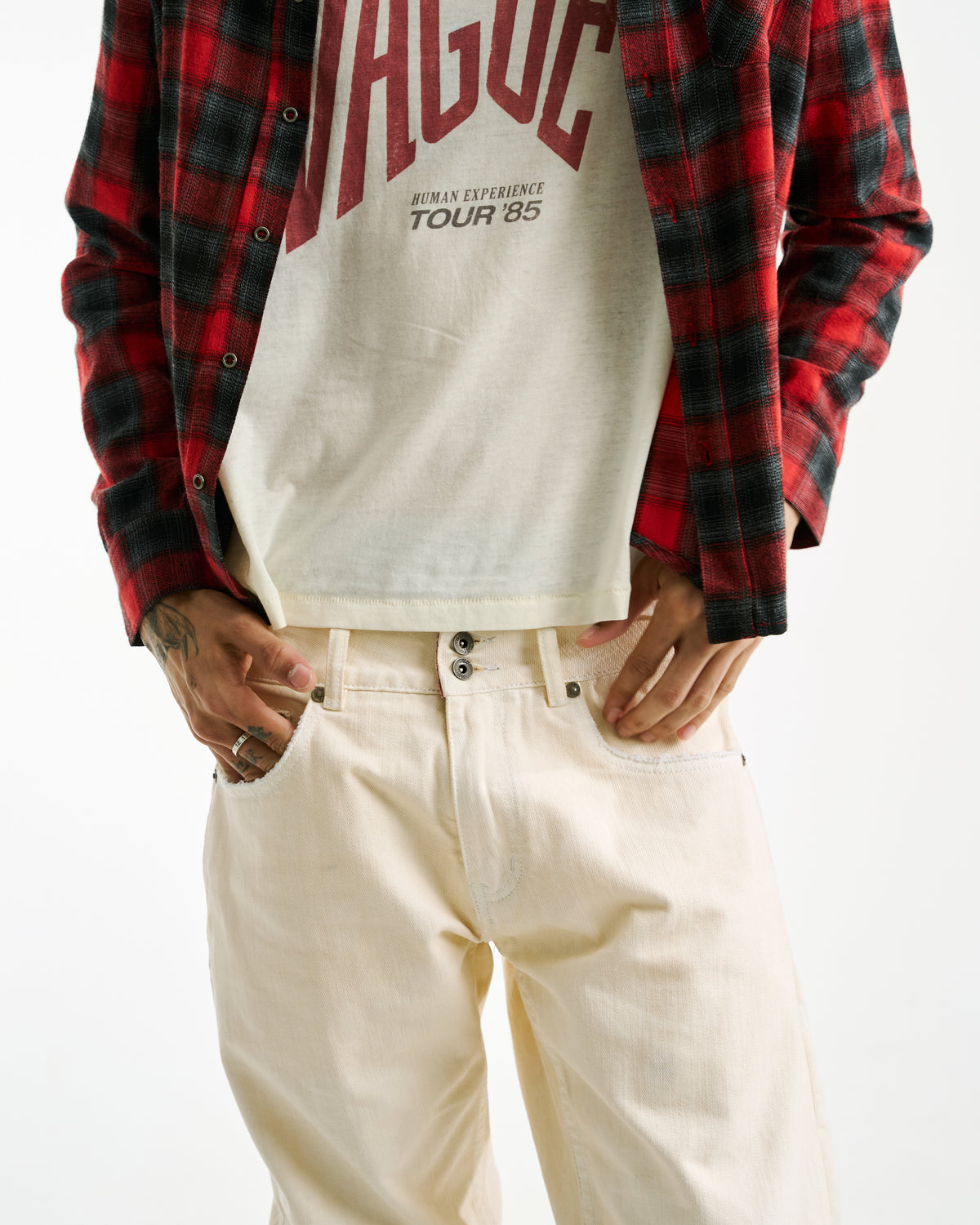 BLOWOUT '85 TEE [OFF WHITE]