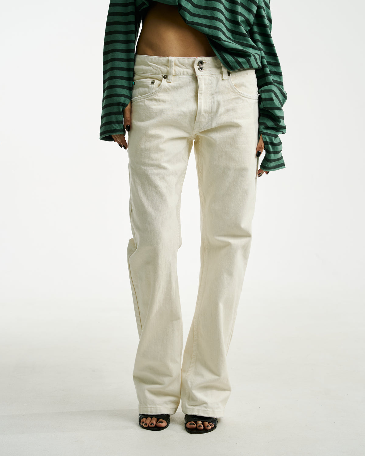 CIGARETTE BOOTCUT DENIM [OFF WHITE]