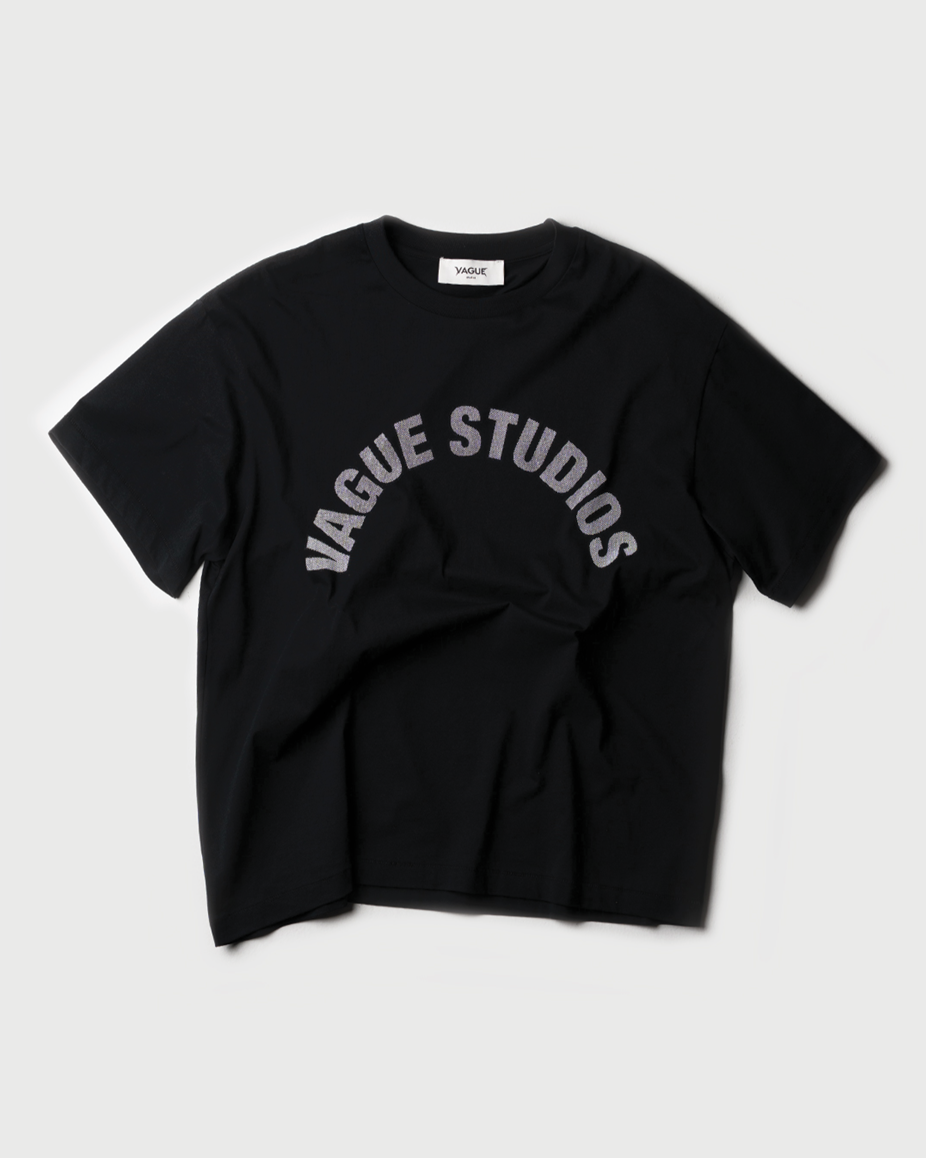 COLLEGIATE TEE [BLACK]