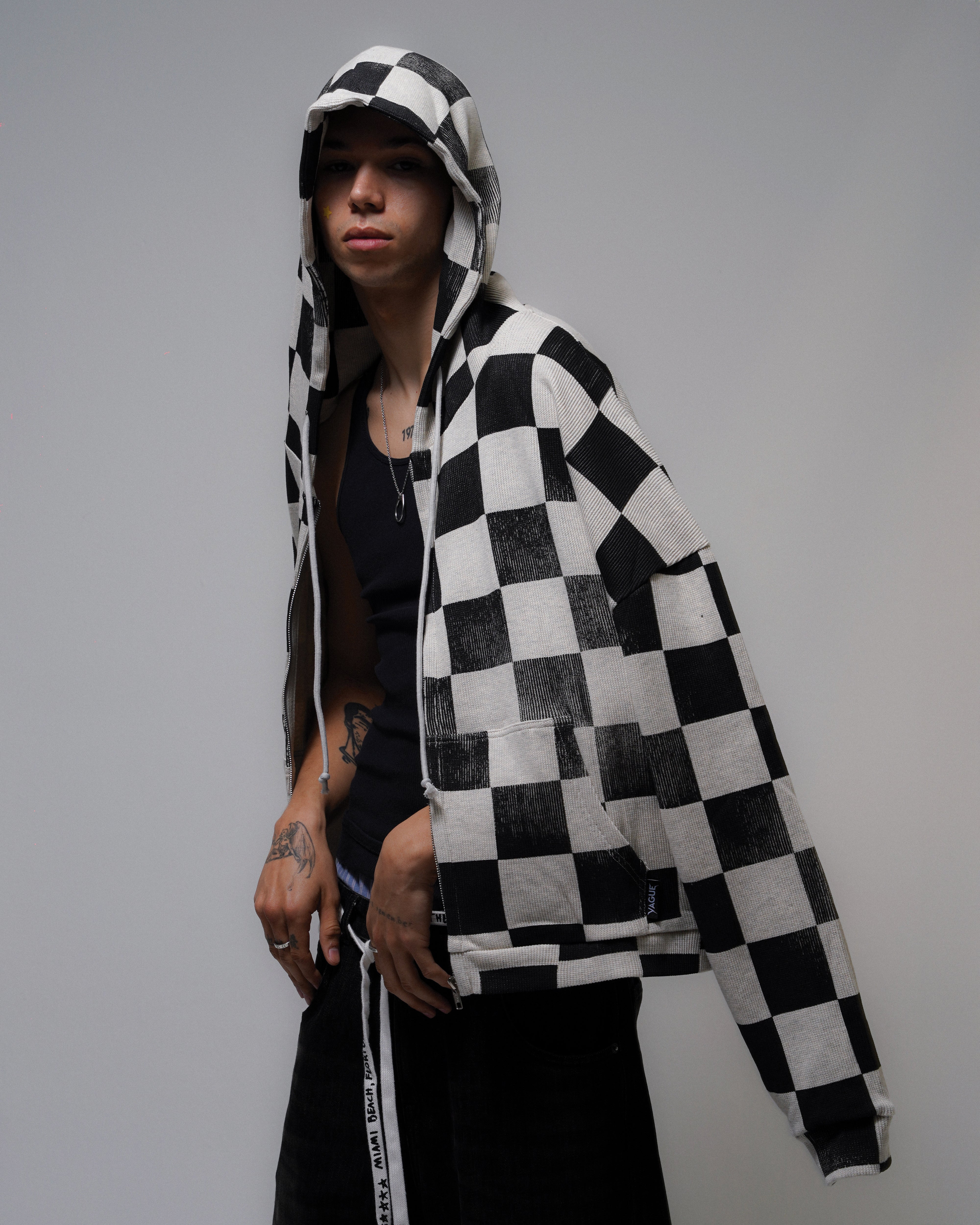 THERMAL ZIP UP [CHESS] – VAGUE Studios