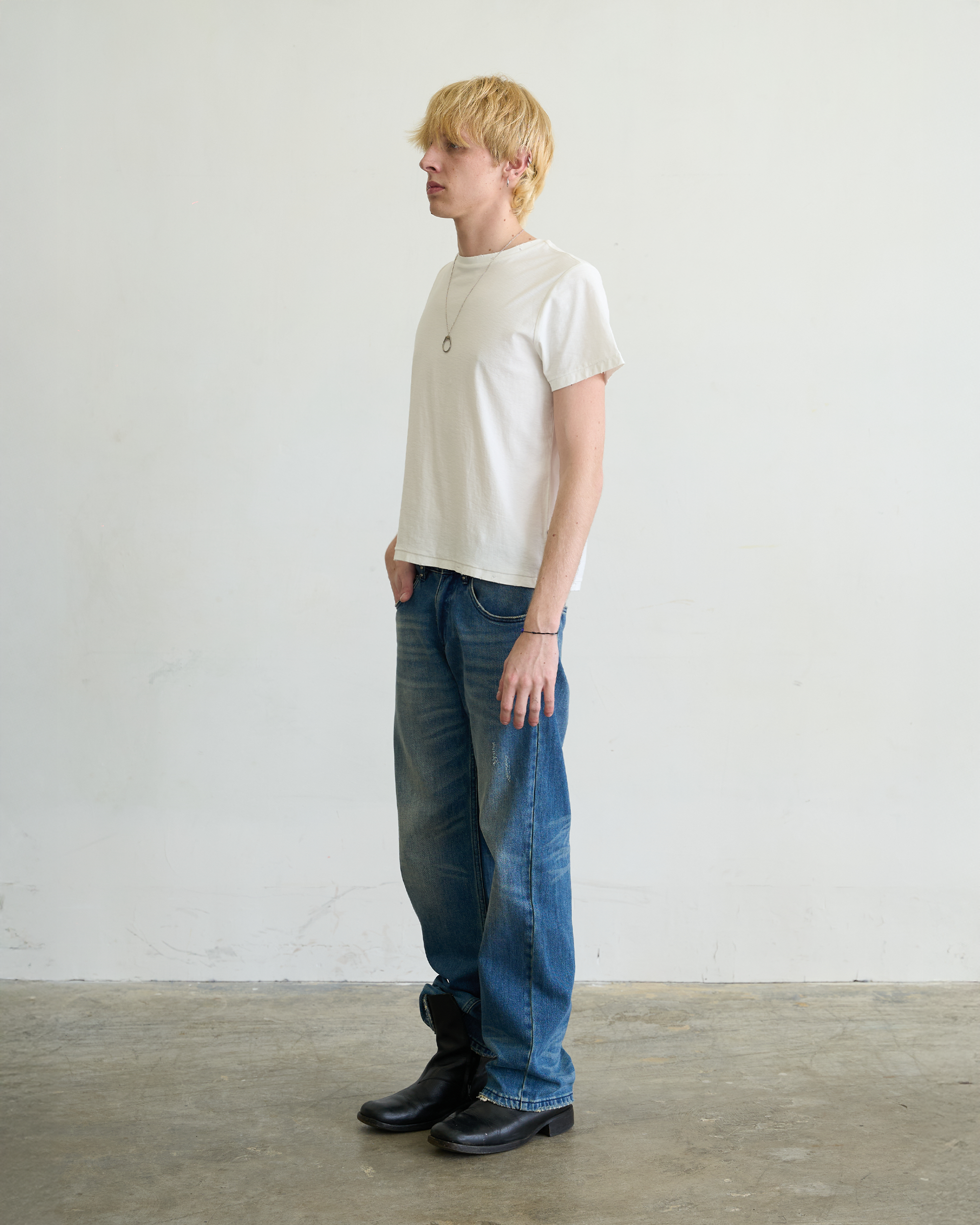 BEATNIK TEE [WHITE]