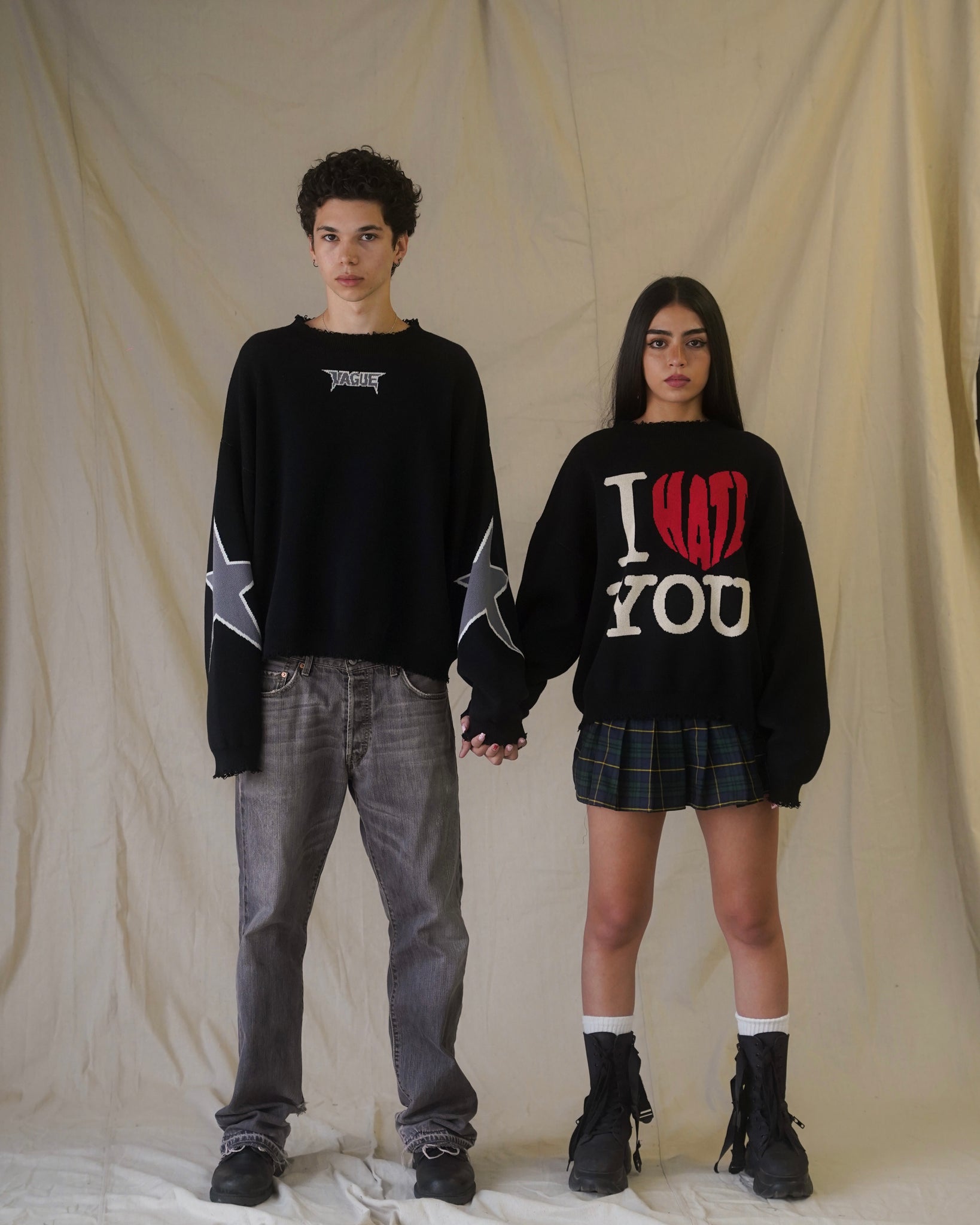 MIXED EMOTIONS SWEATER [BLACK]