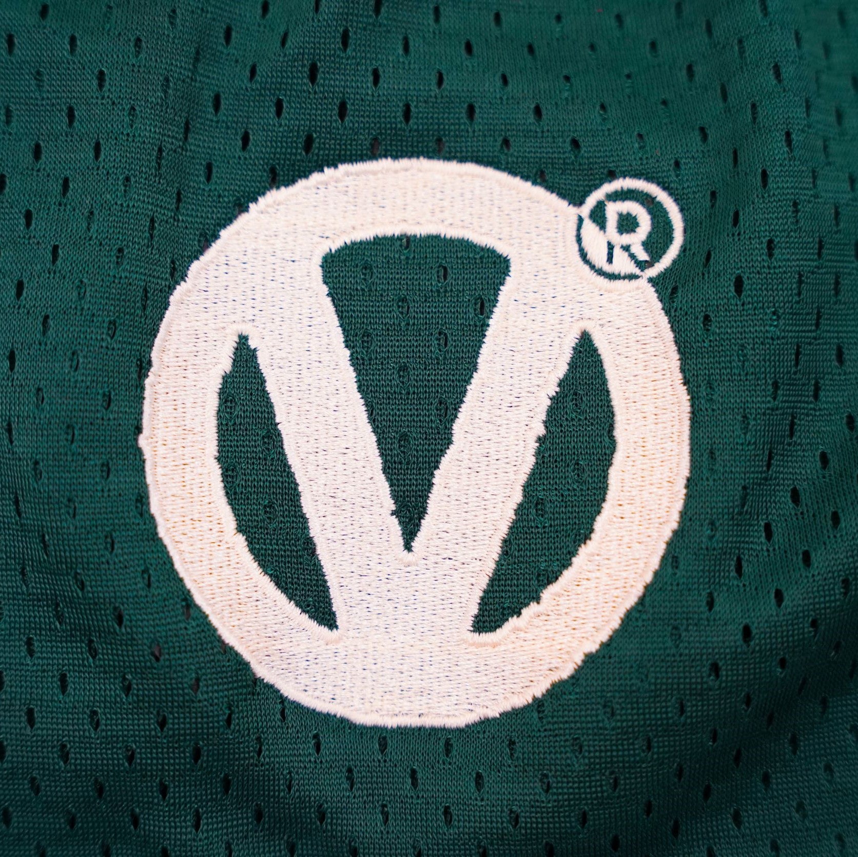 VAGUE LOGO MESH SHORTS [FOREST GREEN]