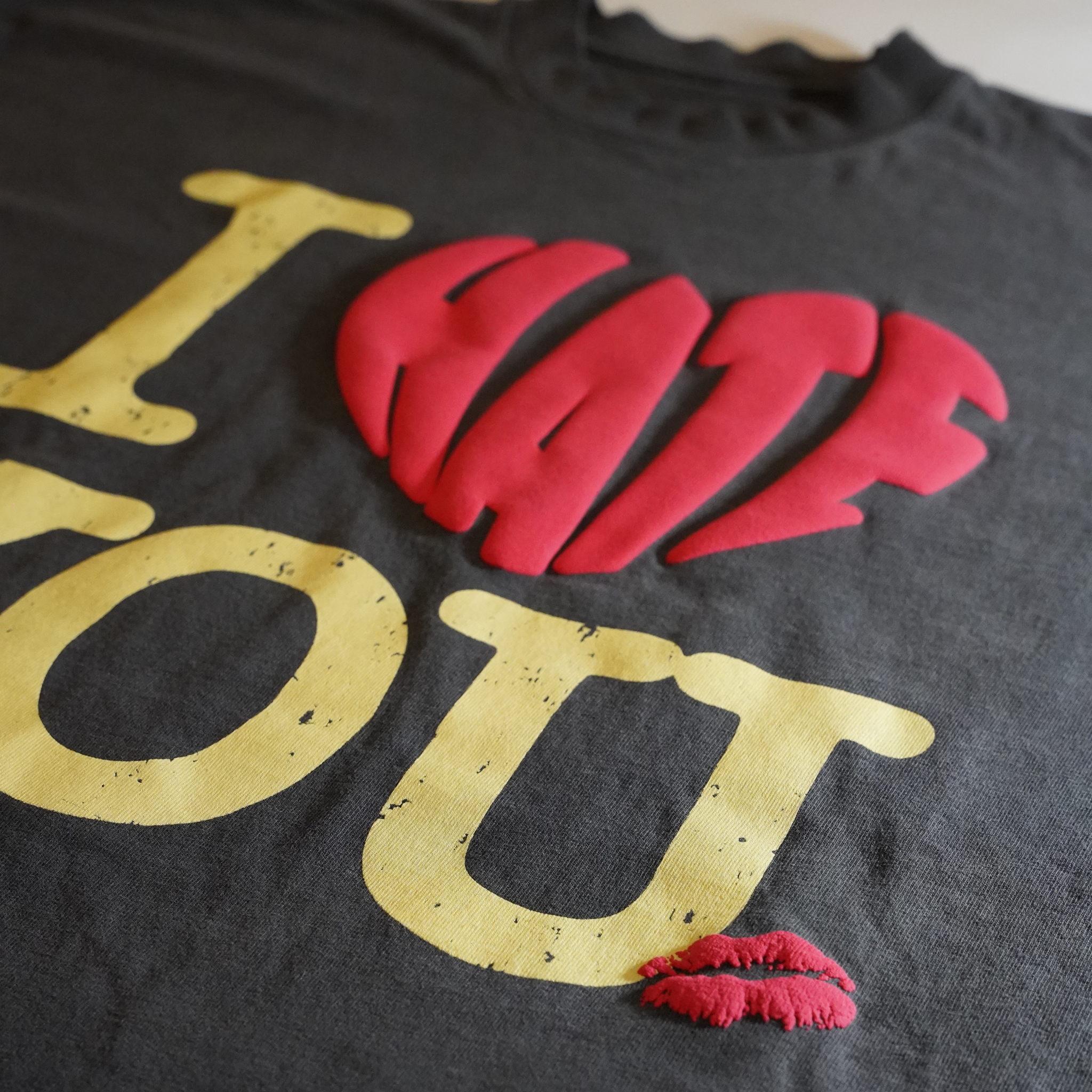 MIXED EMOTIONS TEE [AGED GRAY]
