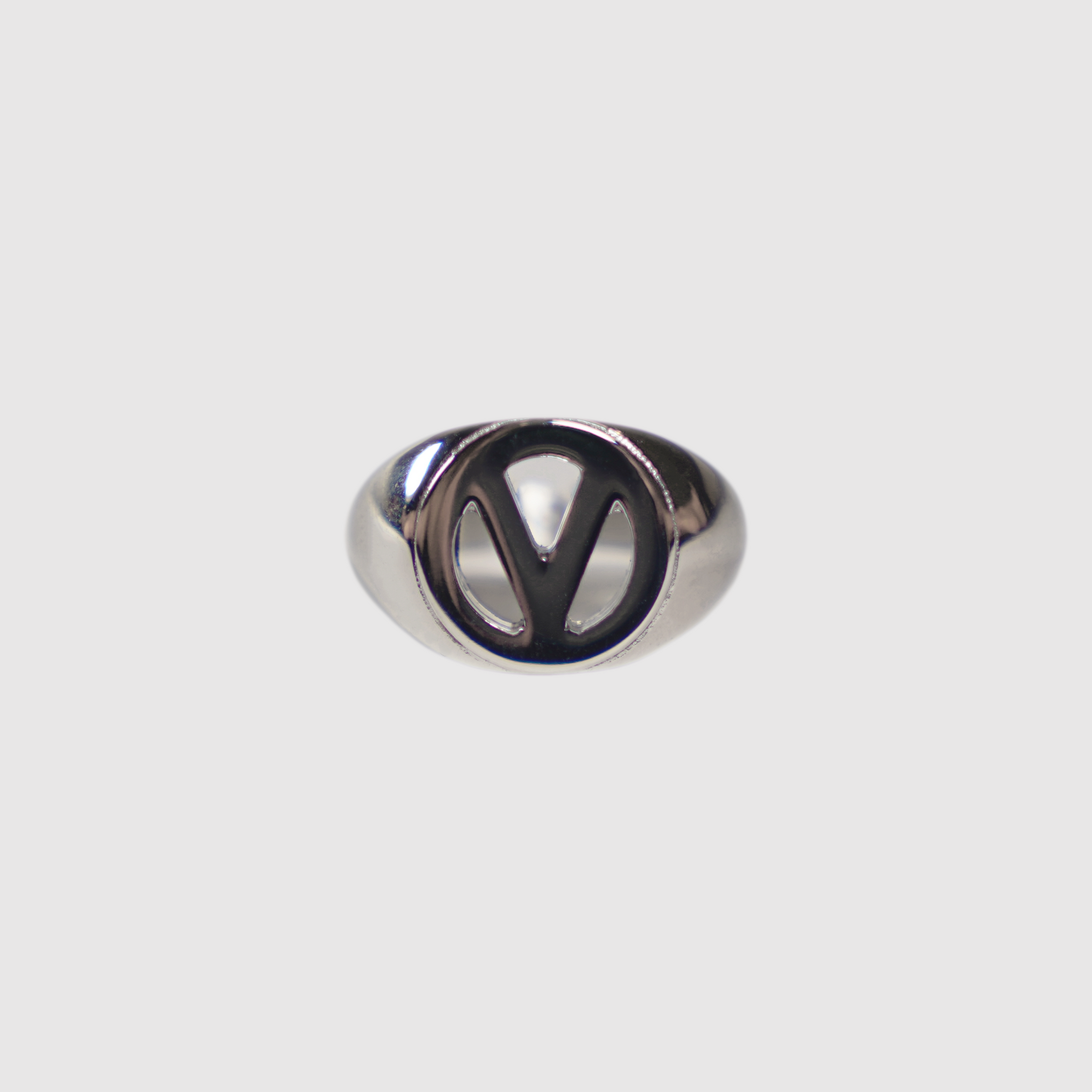 V-LOGO RING